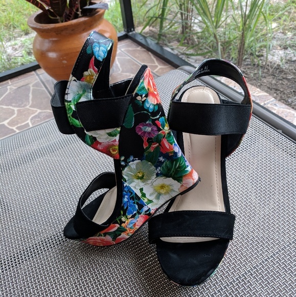 Wedges - Picture 5 of 8